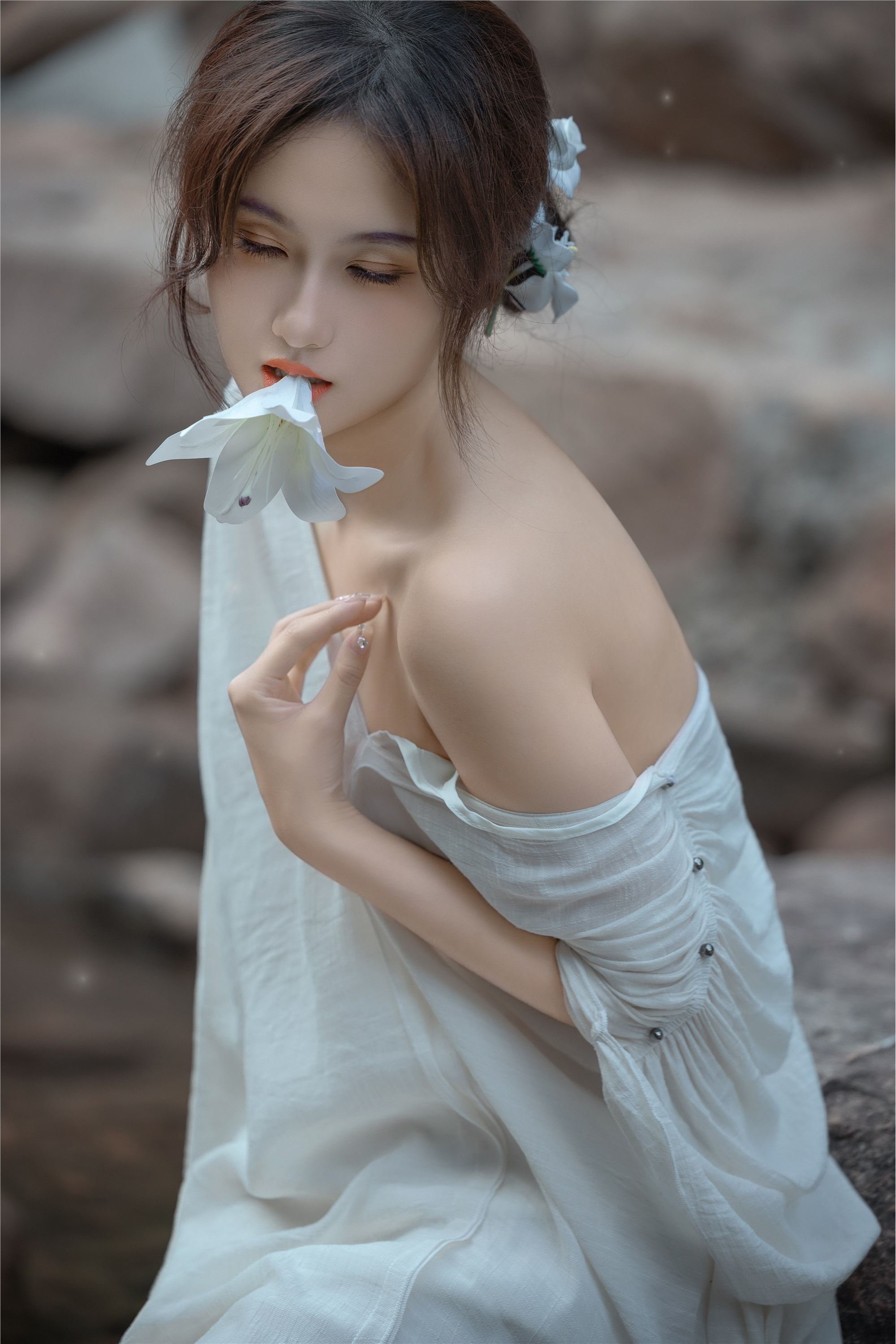 YITUYU艺图语 2025.01.02 溪边情思 大歪歪哥